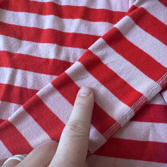 Hanna Andersson Red/Pink Striped Organic Cotton Pajamas - 8 - Picture 3 of 6